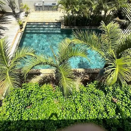 Stunning 3-Bedroom Apartment With Private Rooftop Terrace & Gorgeous Pool Flic en Flac Exterior photo
