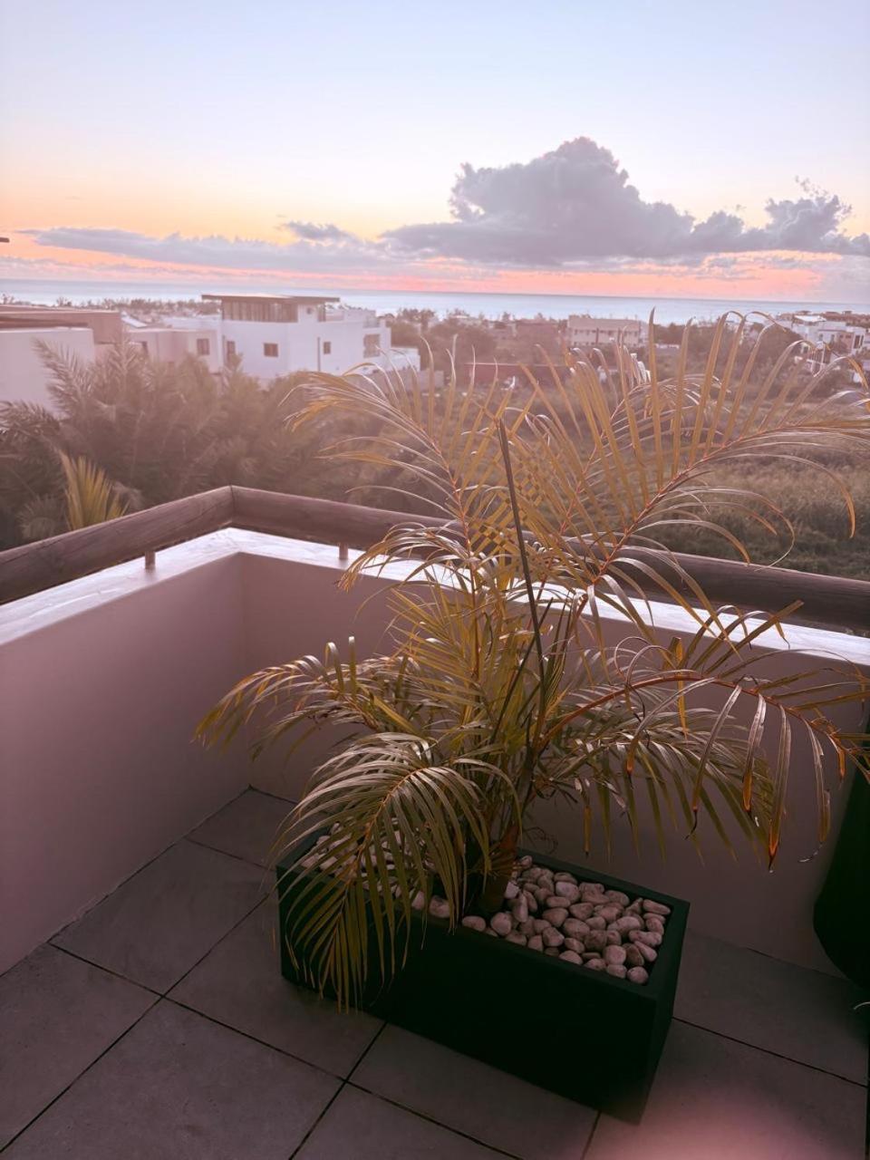 Apartment Stunning 3-bedroom With Private Rooftop Terrace & Gorgeous Pool *