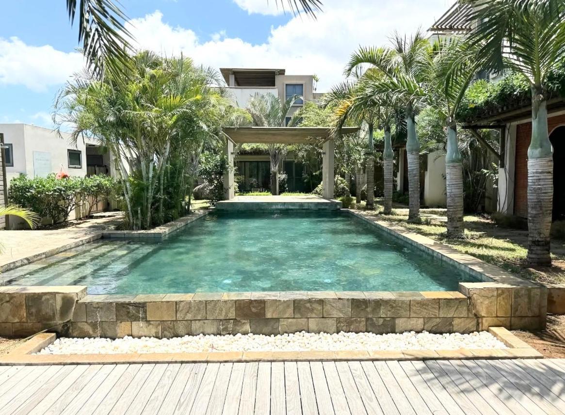Stunning 3-bedroom With Private Rooftop Terrace & Gorgeous Pool Appartement Flic-en-Flacq