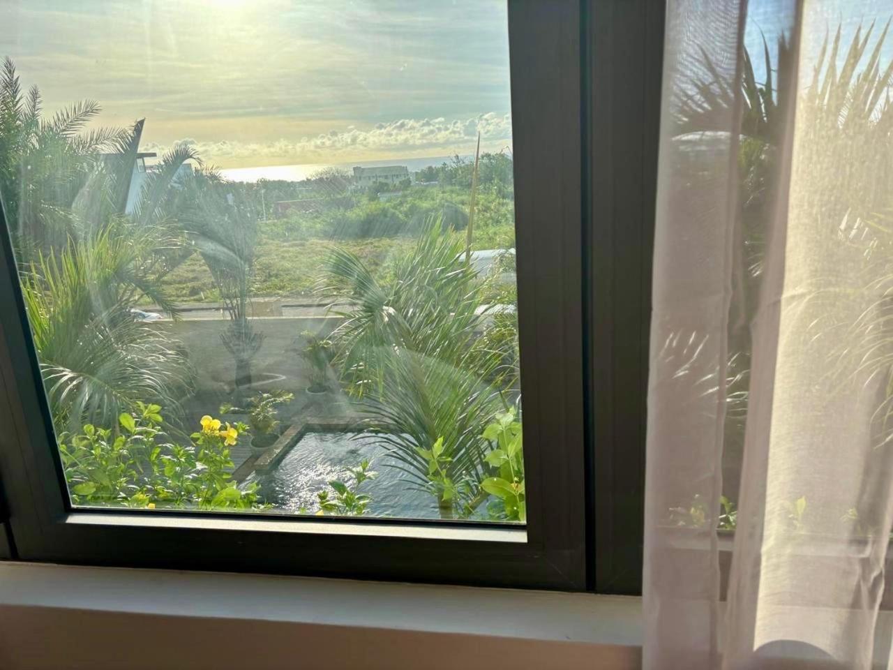 Stunning 3-bedroom With Private Rooftop Terrace & Gorgeous Pool Appartement